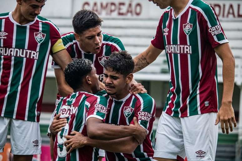 Craque do Fluminense faz três, Brasil atropela Nova Caledônia e respira na  Copa do Mundo Sub-17 - Lance!