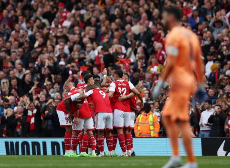 Arsenal vai a campo nesta quinta-feira pela Liga Europa (ADRIAN DENNIS / AFP)