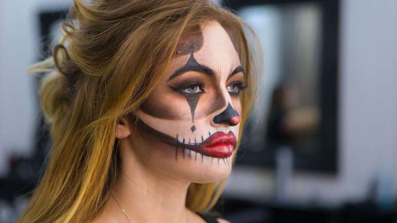 Confira 3 sugestões de maquiagem de Halloween