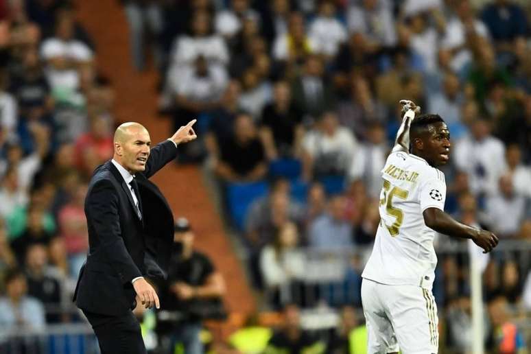 Vini Jr supera marca de Zidane com a camisa do Real Madrid (Foto: OSCAR DEL POZO / AFP)