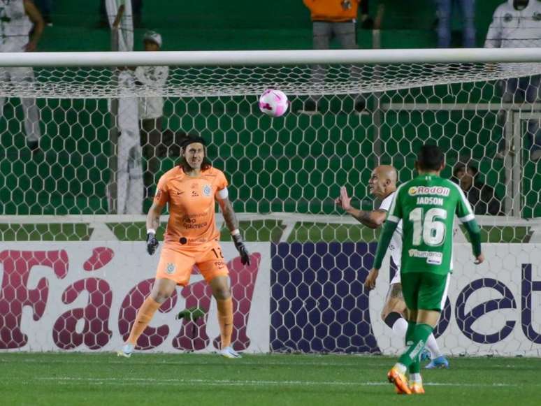 Timão esteve duas vezes na frente do placar, mas cedeu empate contra o Papo (Foto: Rodrigo Coca/Ag.Corinthians)