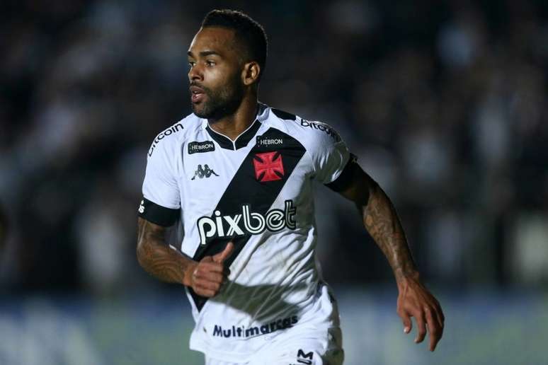 Além dos dois gols, Alex Teixeira soma também uma assistência na Série B (Foto: Daniel Ramalho/Vasco)