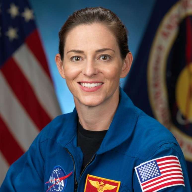 Ela também é membro do grupo de astronautas do Programa Artemis