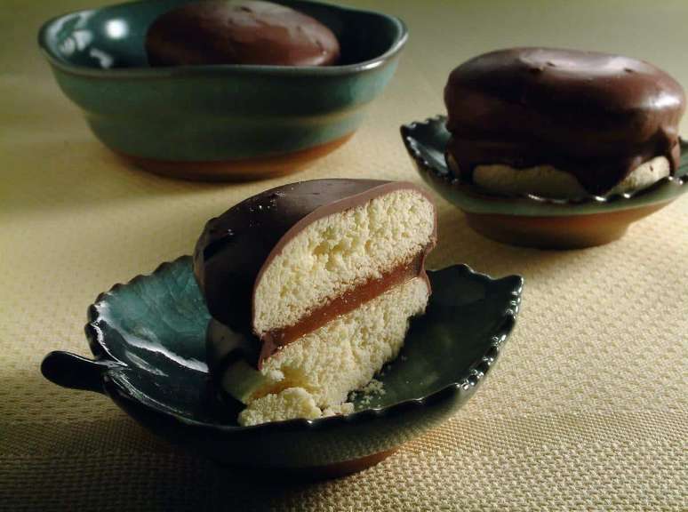 Um docinho tradicional espanhol, o alfajor – Foto: Guia da Cozinha