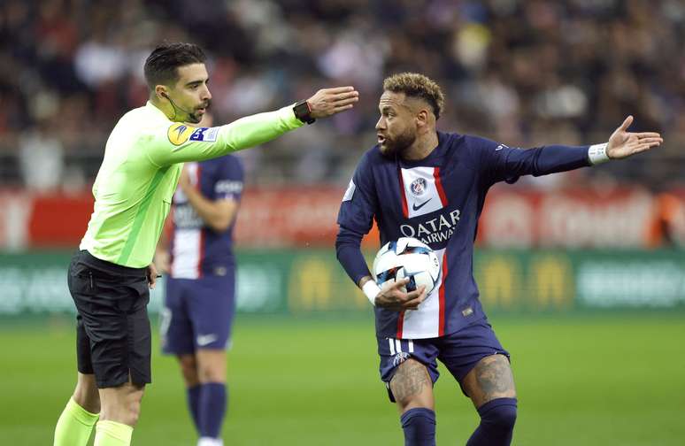 Sem Messi e com Neymar só no 2º tempo, PSG decepciona e empata sem gols com o Reims