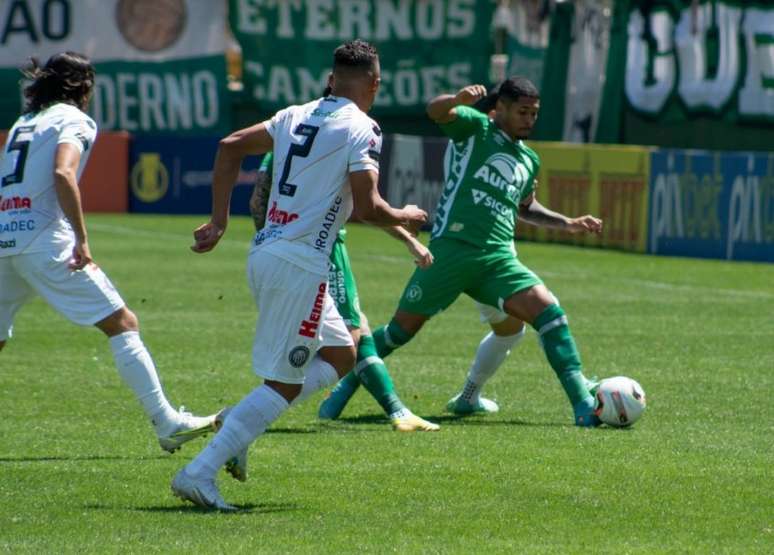 Chapecoense e Operário-PR duelaram na Arena Condá na manhã deste sábado (8) (Foto: Tiago Meneghini/ACF)