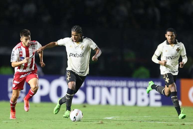 Próximo jogo do Vasco é em São Januário e time pode disparar no G4 da Série B (Foto: Daniel Ramalho/Vasco)