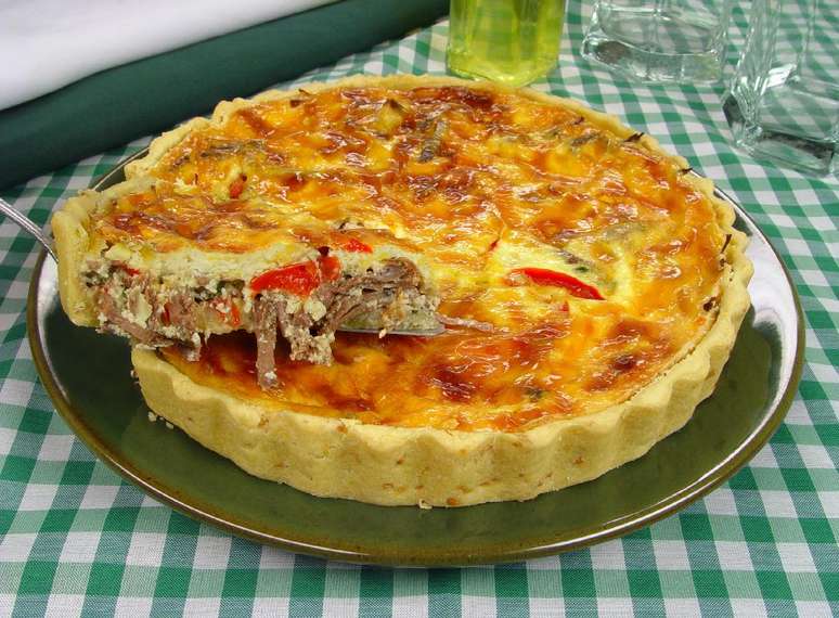 Quiche de carne louca – Foto: Guia da Cozinha