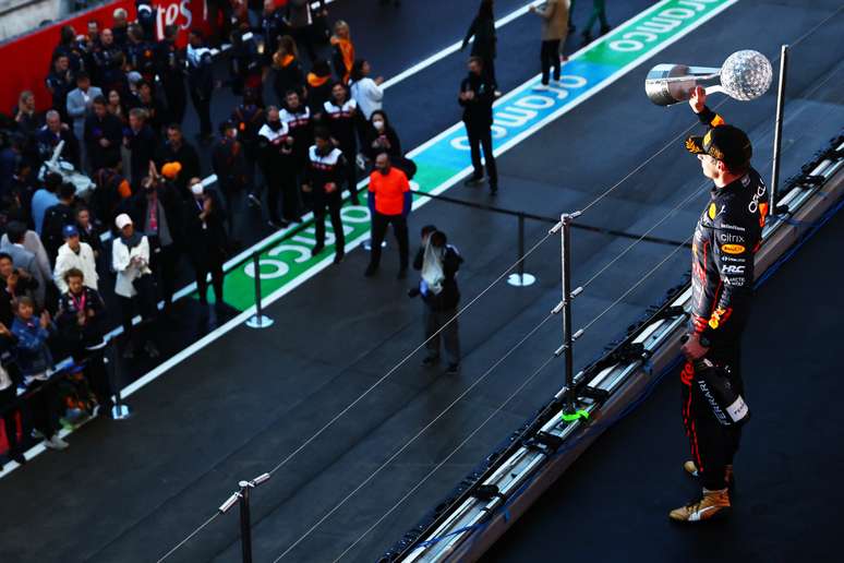 Max Verstappen é bicampeão mundial de F1 