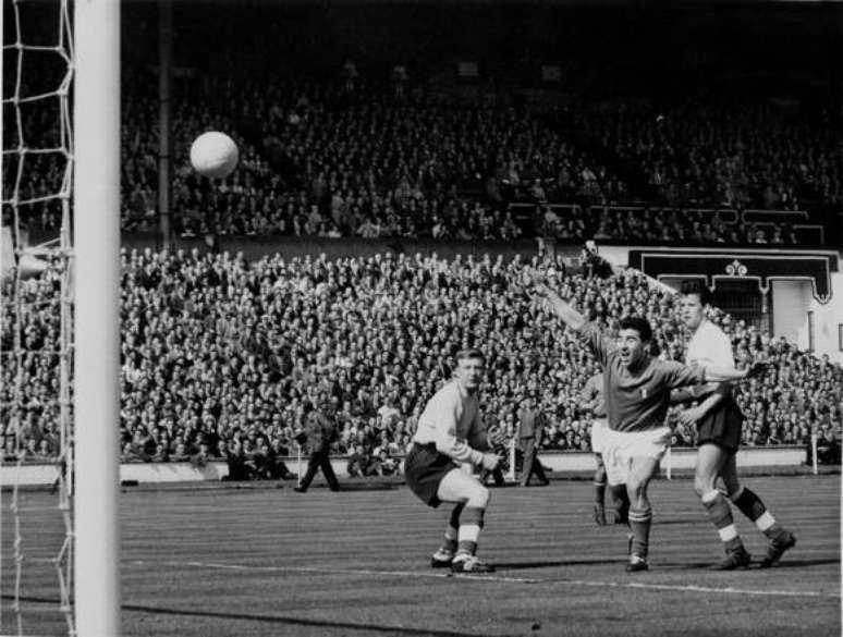 Sergio Brighenti anotou o primeiro gol da Azzurra no hist&oacute;rico est&aacute;dio de Wembley