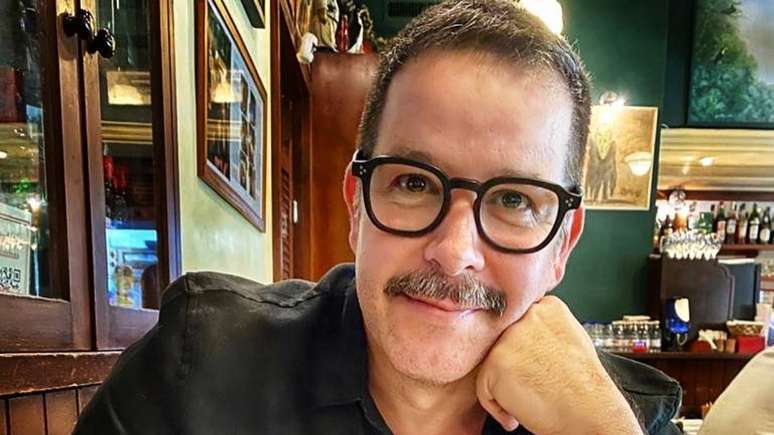 Murilo benicio reencontra as ex mulheres