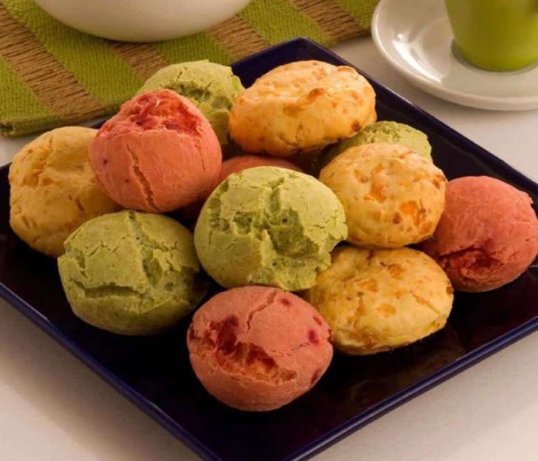 Pão de queijo colorido –