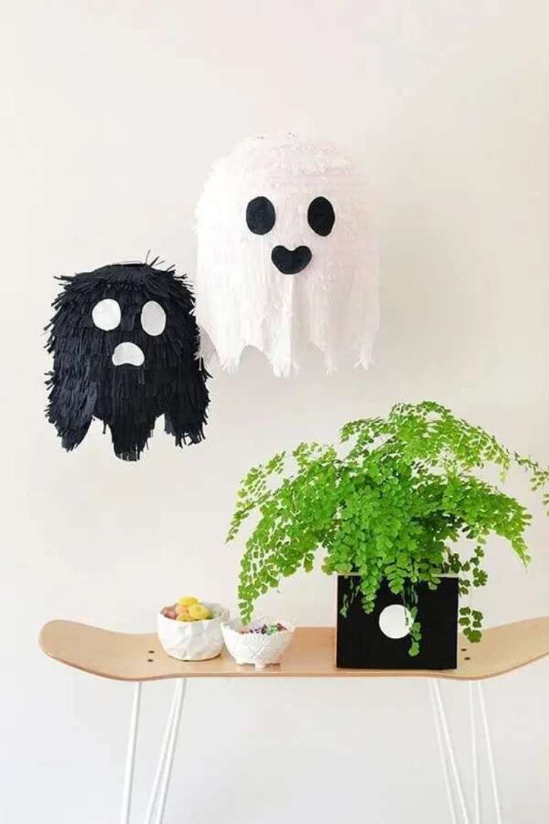 65. Dia das Bruxas: detalhes delicados para decora&ccedil;&atilde;o de Halloween &ndash; Foto: Handbox