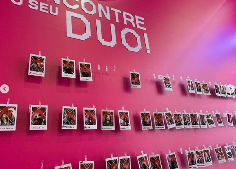 Gamers procuram seus 'duos' no estande do Tinder na BGS 2022