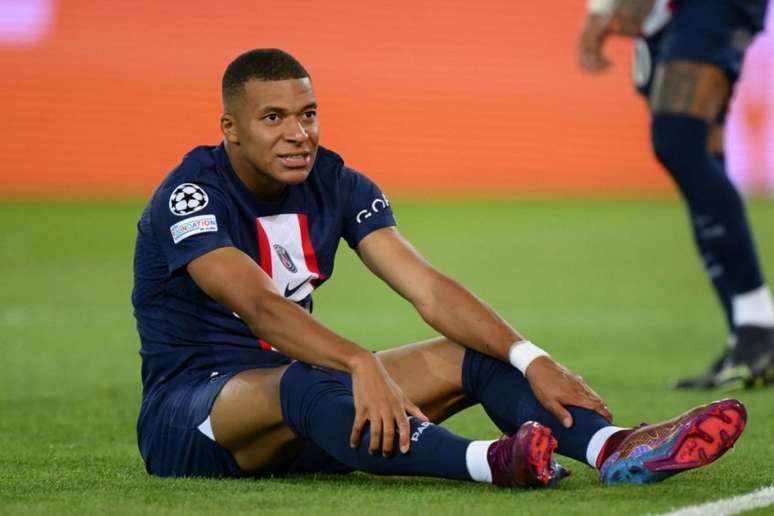 Mbappé tem causado algumas polêmicas no PSG (Anne-Christine POUJOULAT / AFP)