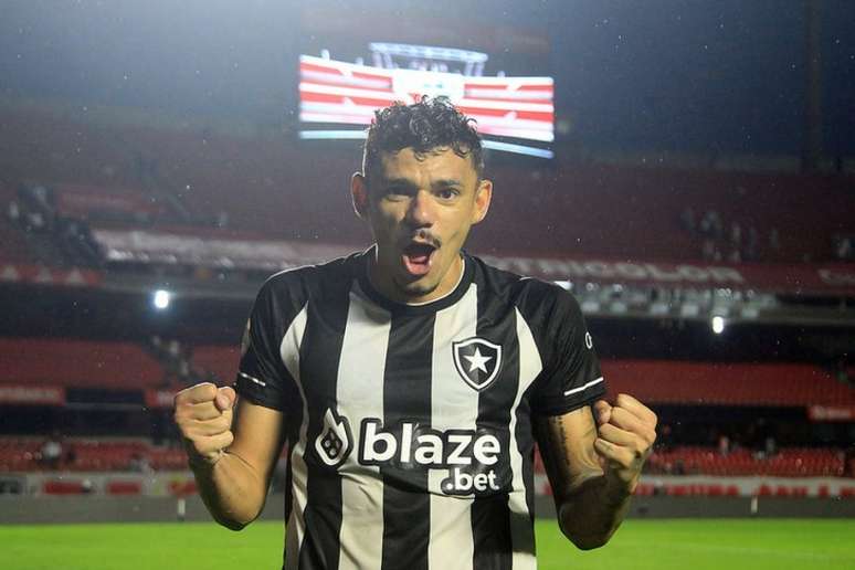 Tiquinho se destacou na vitória do Botafogo em cima do São Paulo (Foto: Vitor Silva/Botafogo FR)