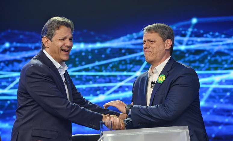 Fernando Haddad (PT) e Tarcísio de Freitas (Republicanos) participaram do primeiro debate no segundo turno das eleições em São Paulo.