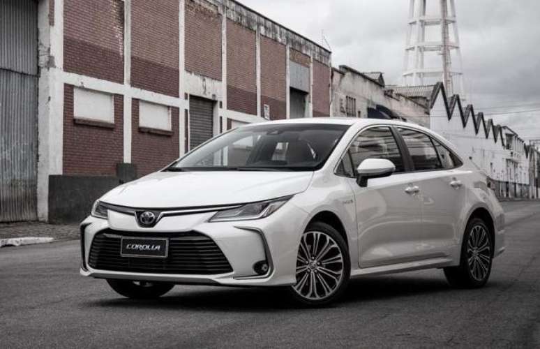 Toyota Corolla Hybrid: versão topo de linha caiu R$ 3.100