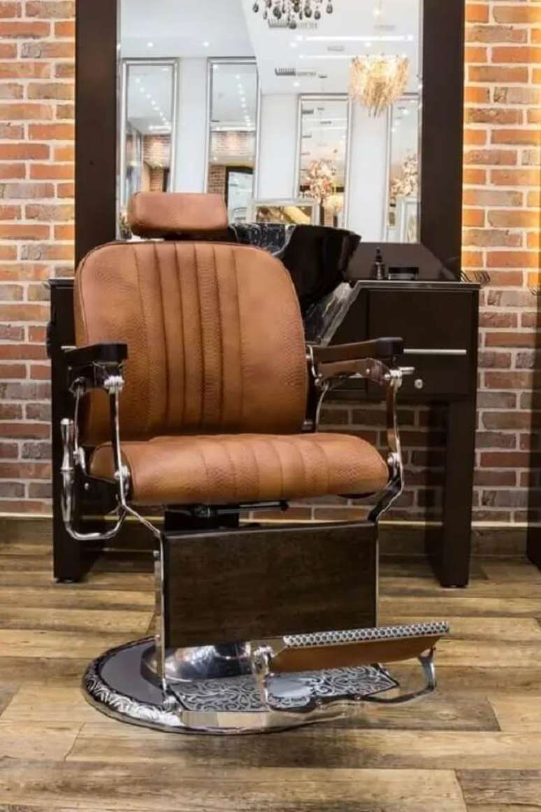 39. Modelo de cadeira retr&ocirc; barbearia confort&aacute;vel. Fonte &ndash; Arte Decore