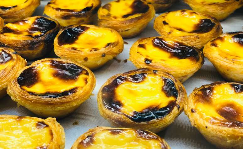 Pastel de nata - especialidade da confeitaria portuguesa.