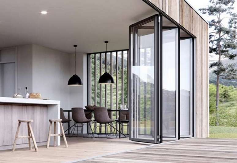 2. Cozinha com porta camar&atilde;o de vidro &ndash; Foto Decor Facil