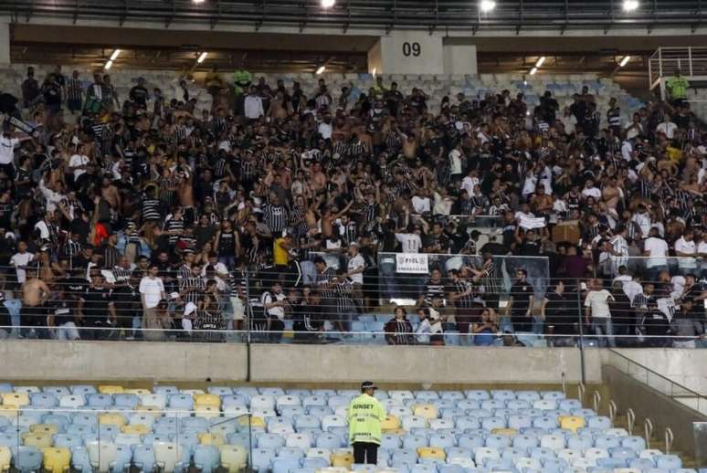 Fiel no Maracanã quando o Timão enfrentou o Flamengo na Libertadores (Foto: Rodrigo Gazzanel/Ag.Corinthians)