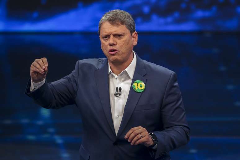 Tarcísio também defendeu a reação do presidente Jair Bolsonaro (PL) sobre o episódio