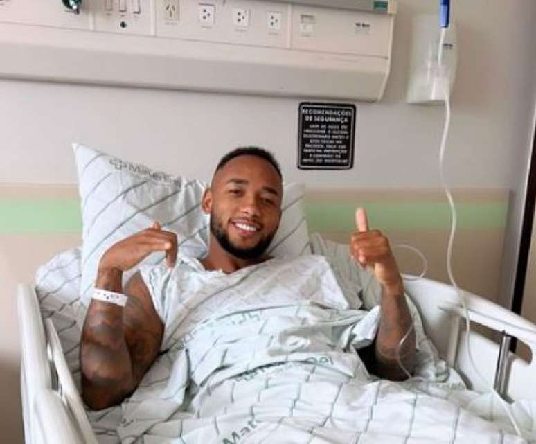 Reprodução Instagram/Rafa Silva -Jogador fará recuperação da lesão ligamentar no Cruzeiro