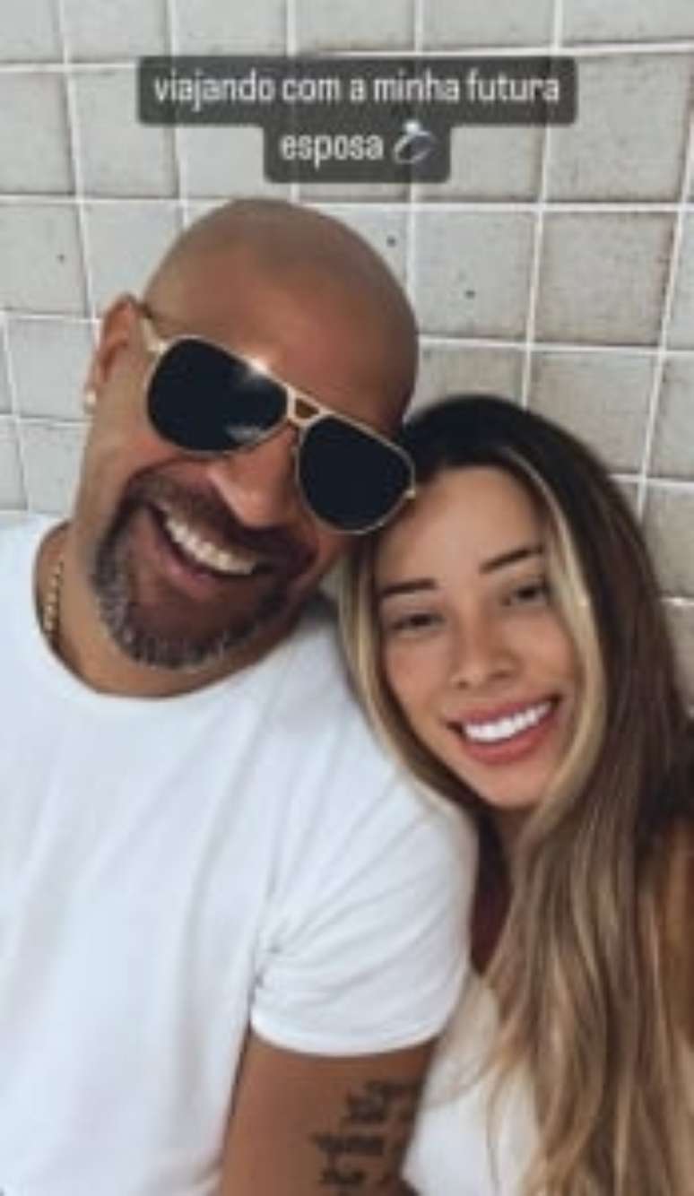 Adriano e Micaela Mesquita no Insta (Foto: Reprodução/Redes Sociais)