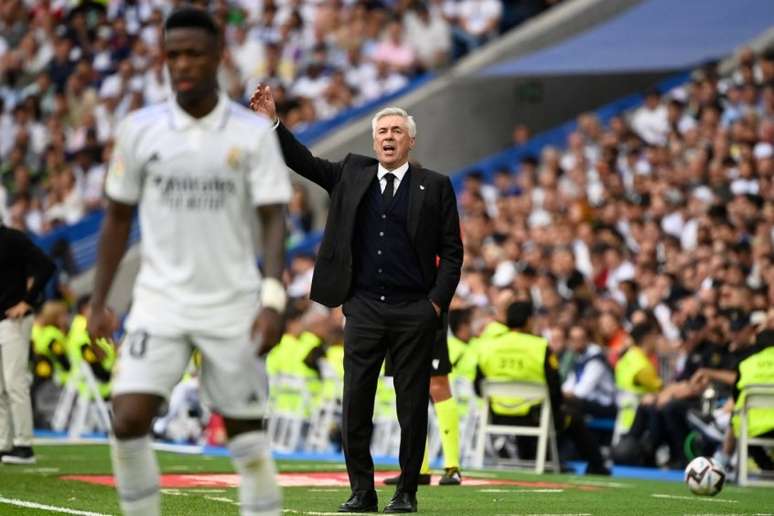 Real Madrid, de Carlo Ancelotti, é o líder do Campeonato Espanhol (Foto: PIERRE-PHILIPPE MARCOU / AFP)