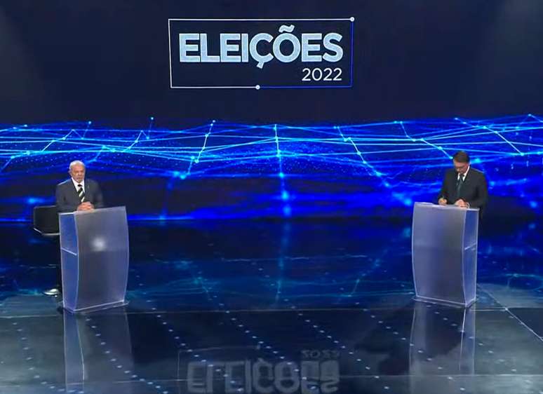 Lula e Bolsonaro se enfrentam em debate