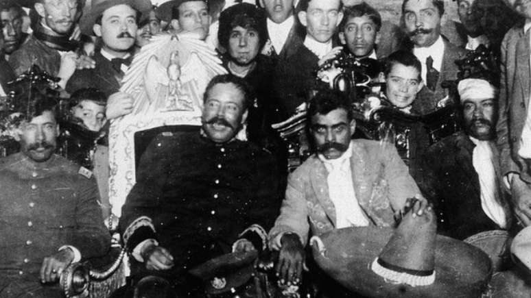 A revolu&ccedil;&atilde;o mexicana, sob o comando de Pancho Villa e Emiliano Zapata, transformou o M&eacute;xico
