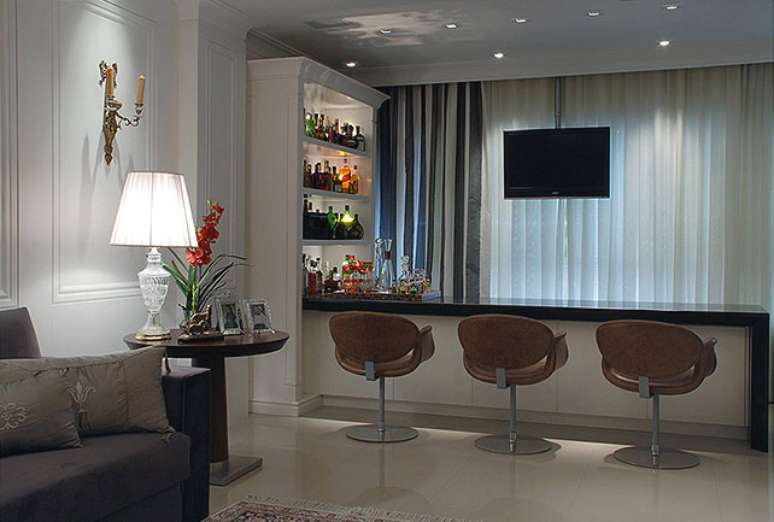 64. Projeto de barzinho para sala de jantar. Fonte: Arkpad