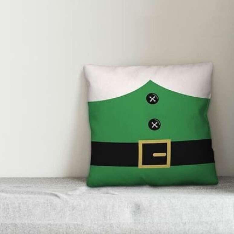75. Almofadas de natal em tons de verde. Fonte: Wayfair