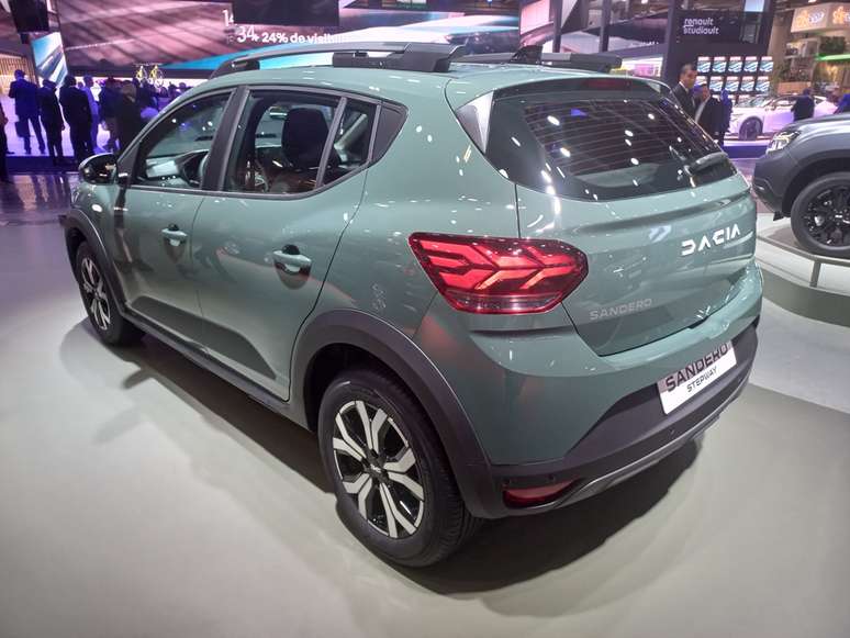 Novo Dacia Stepway no Salão de Paris.