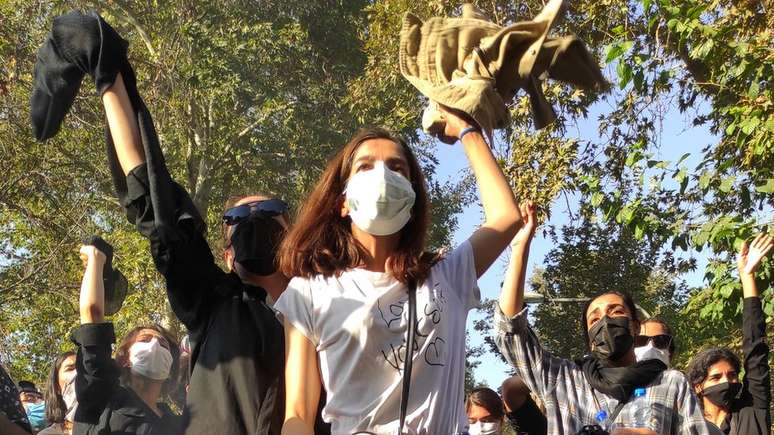 As mulheres estão no centro dos protestos após a morte de jovem