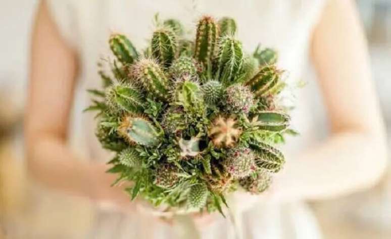 35. Cactos pequenos formam um lindo buqu&ecirc;. Fonte &ndash; Zankyou