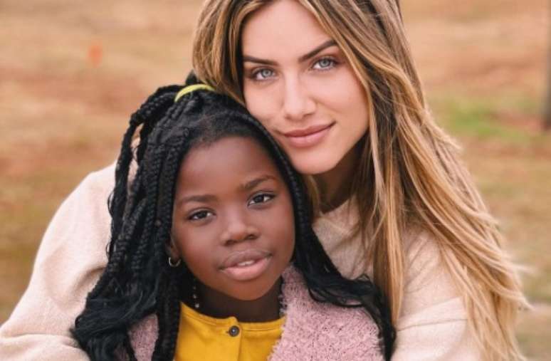 A atriz desabafou sobre o racismo que a filha sofre desde que foi adotada