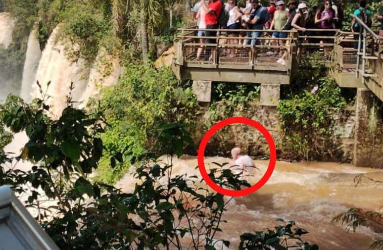 Turista canadense que caiu nas Cataratas do Iguaçu é encontrado morto