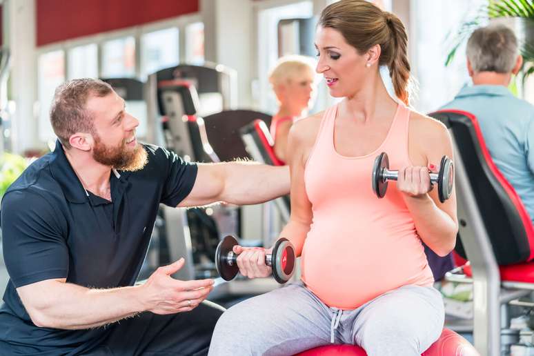 Pr&aacute;tica de exerc&iacute;cios durante a gesta&ccedil;&atilde;o deve ser indicada por um obstetra 