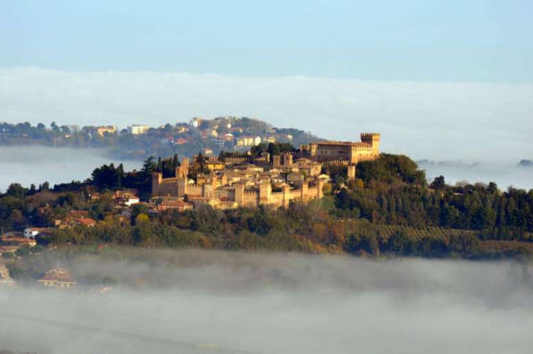 Vista de Gradara, um dos vilarejos mais velos da Itália