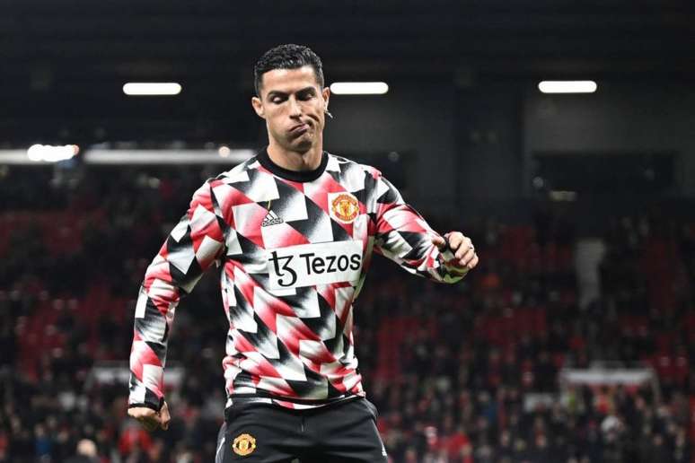 Cristiano Ronaldo é afastado pelo Manchester United antes de jogo contra o  Chelsea