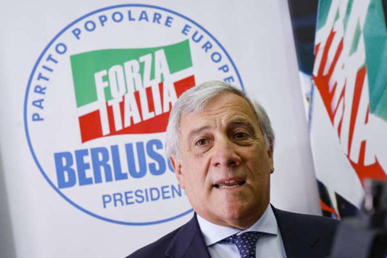 Aliado de Berlusconi garante apoio à Ucrânia