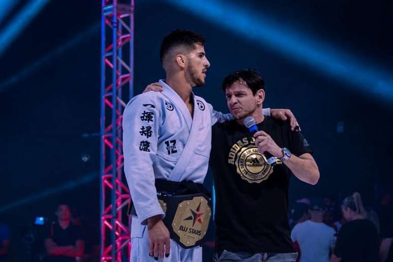 Matheus Gabriel venceu Meyram, faturou GP peso-leve no BJJ Stars 9 e R$ 100 mil (Foto: Dai Bueno)