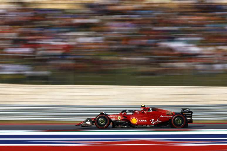 Carlos Sainz é o pole-position em Austin 