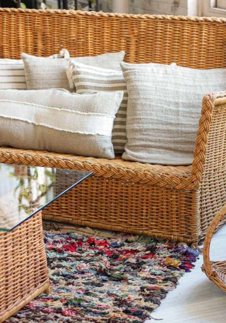 17. Invista em m&oacute;veis m&oacute;veis feitos de materiais resistentes. Fonte &ndash; Unsplash