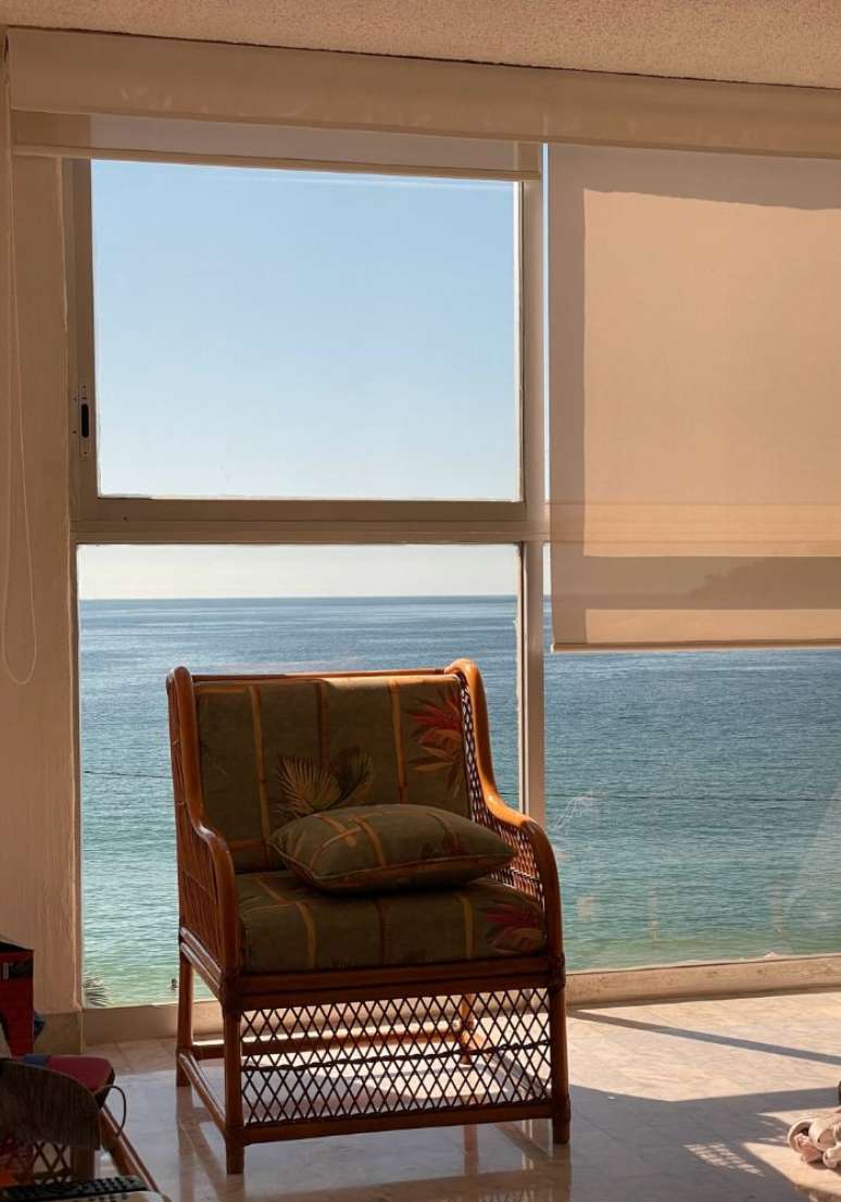 13. Crie um ambiente agrad&aacute;vel para observar o oceano. Fonte &ndash; Unsplash