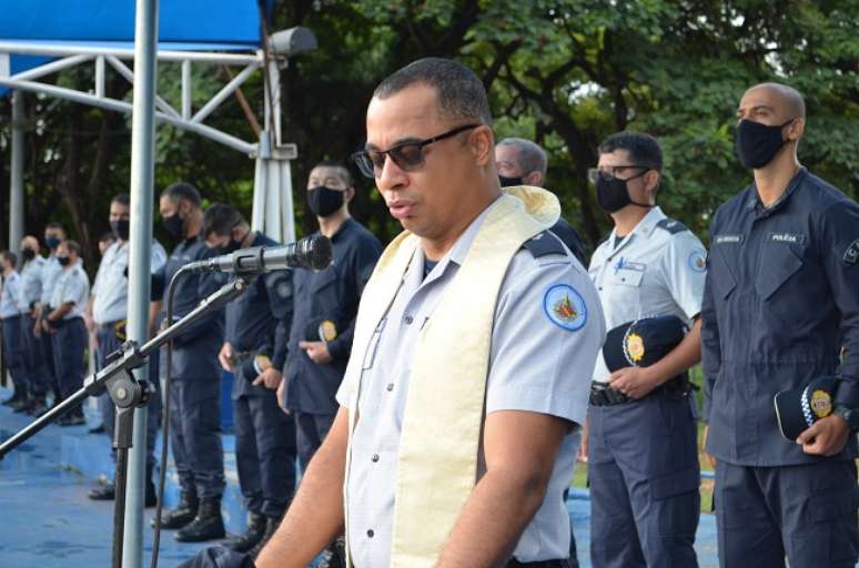 O Capelão Militar, tenente Jerfson dos Santos