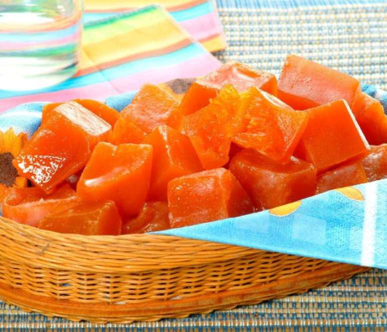 Doce de ab&oacute;bora cristalizado (Reprodu&ccedil;&atilde;o / Guia da Cozinha)