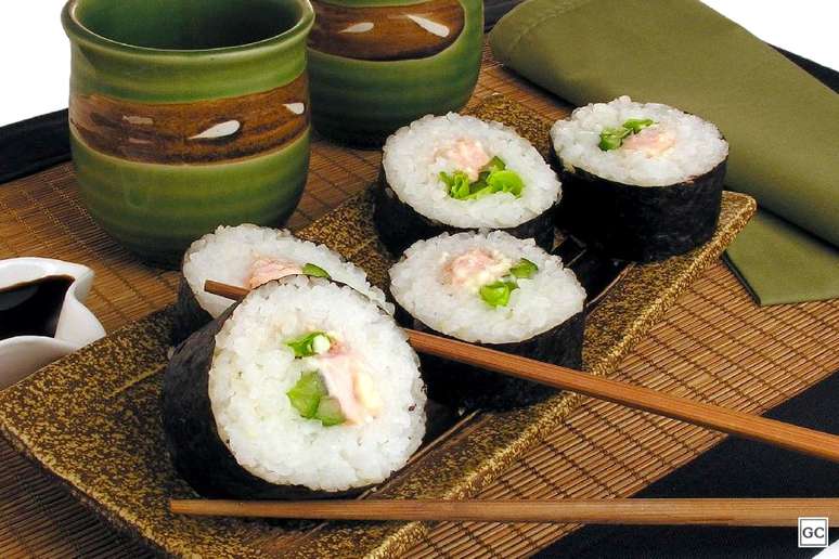 Sushi de salmão | Foto: Guia da Cozinha